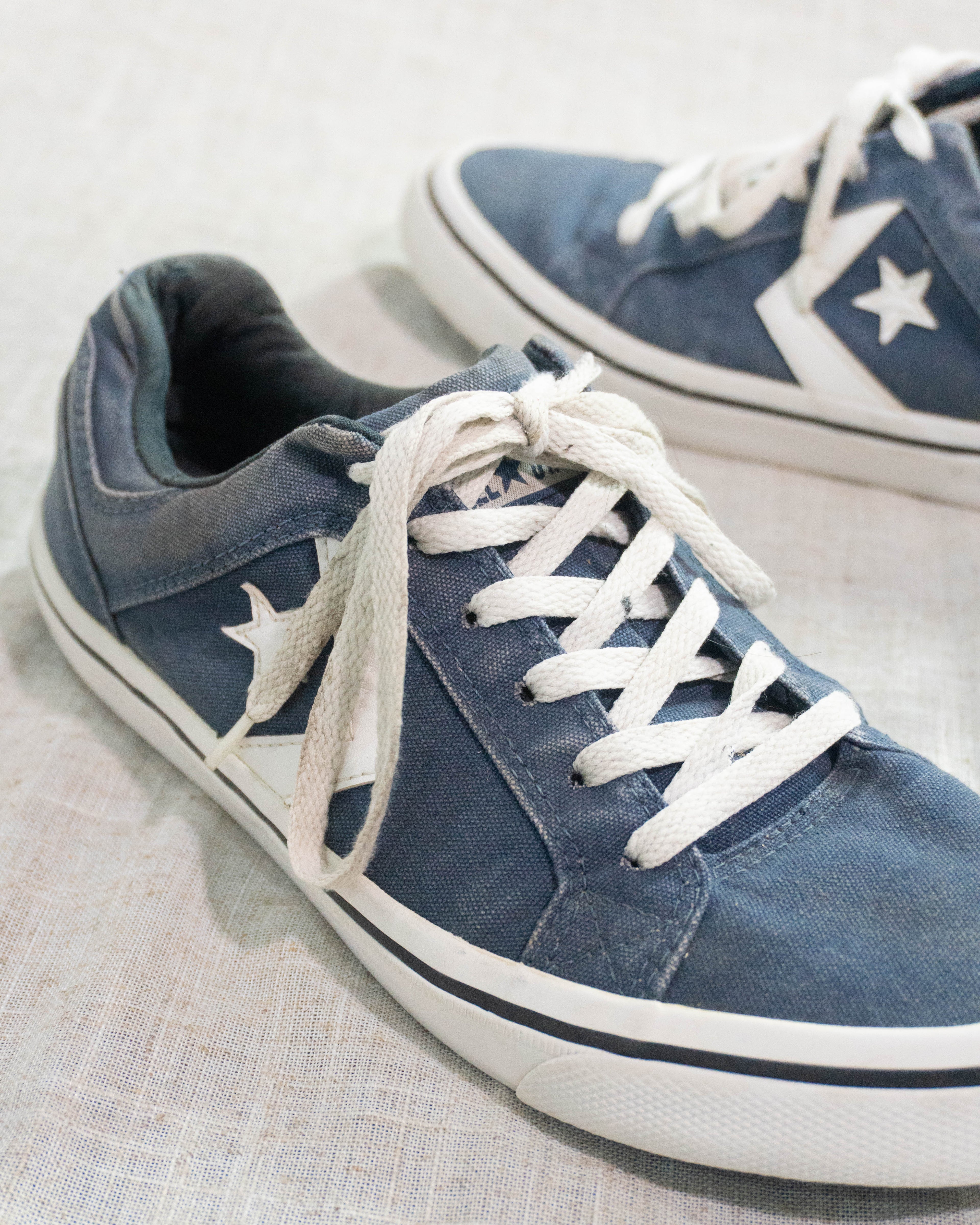 Converse All Star blue sneakers Pakistan pre loved EU 43