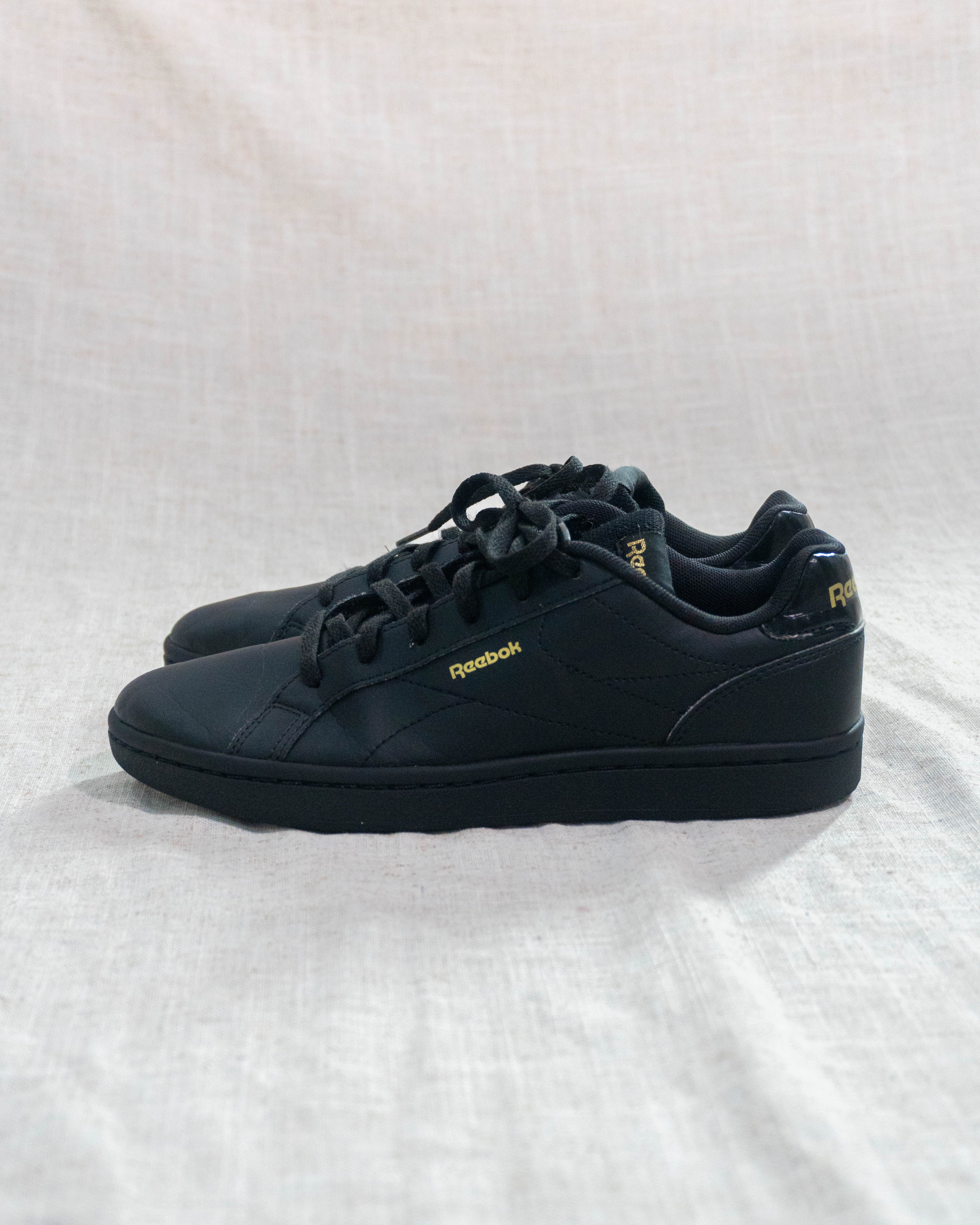 Reebok Royal Complete black women sneakers Pakistan pre loved EU 37.5