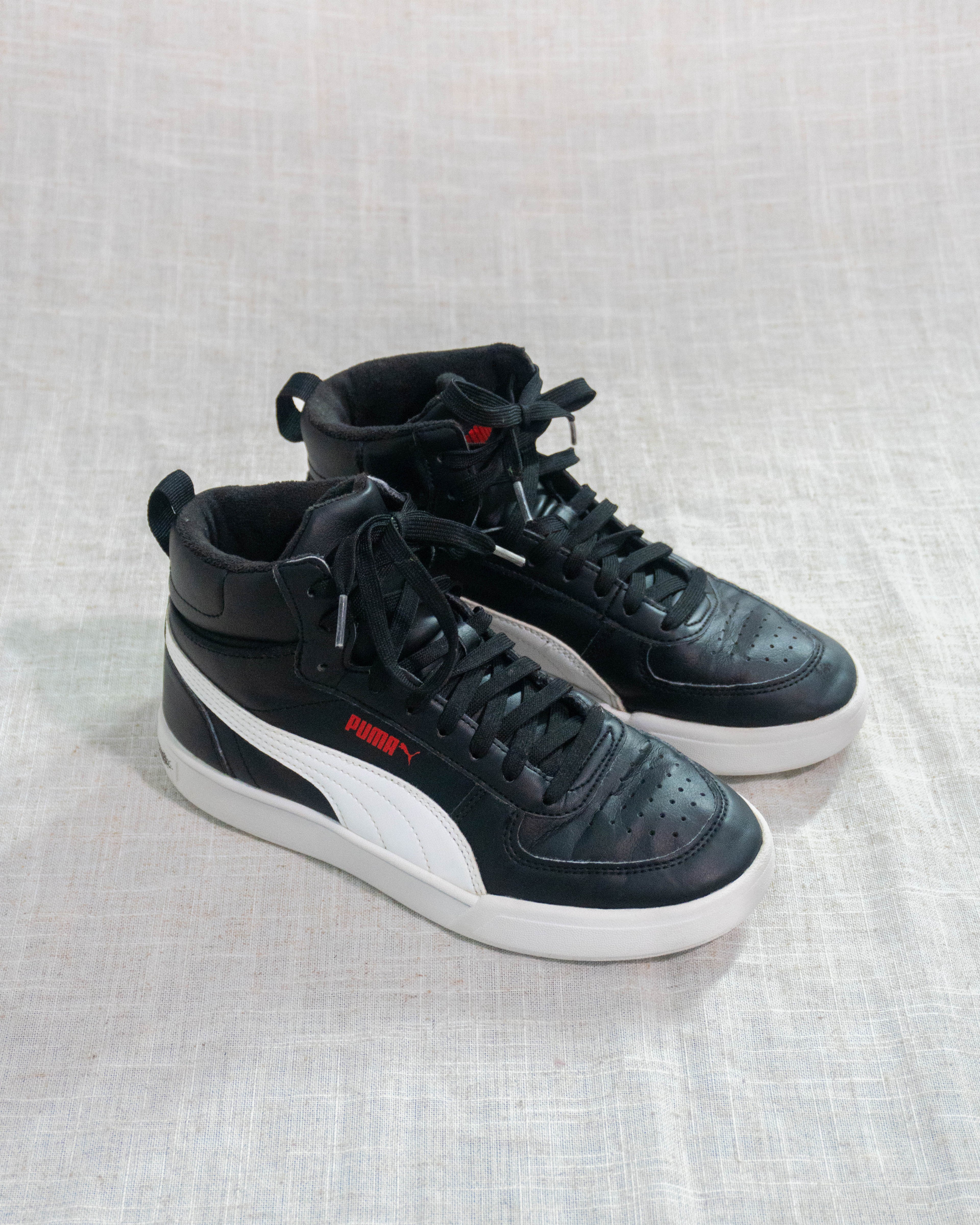 Puma Caven Mid black white women sneakers Pakistan pre loved EU 37