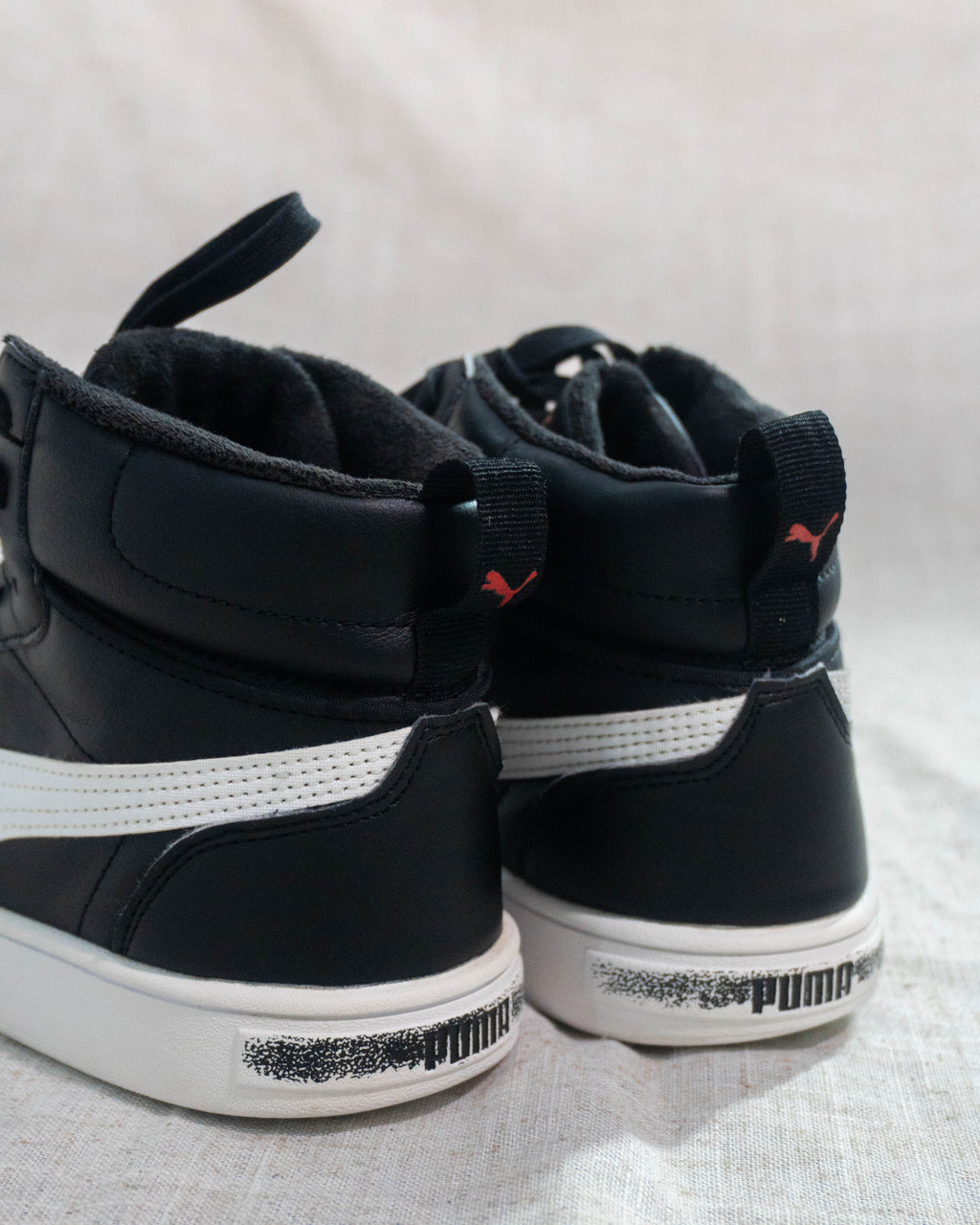 Puma Caven Mid black white women sneakers Pakistan pre loved EU 37