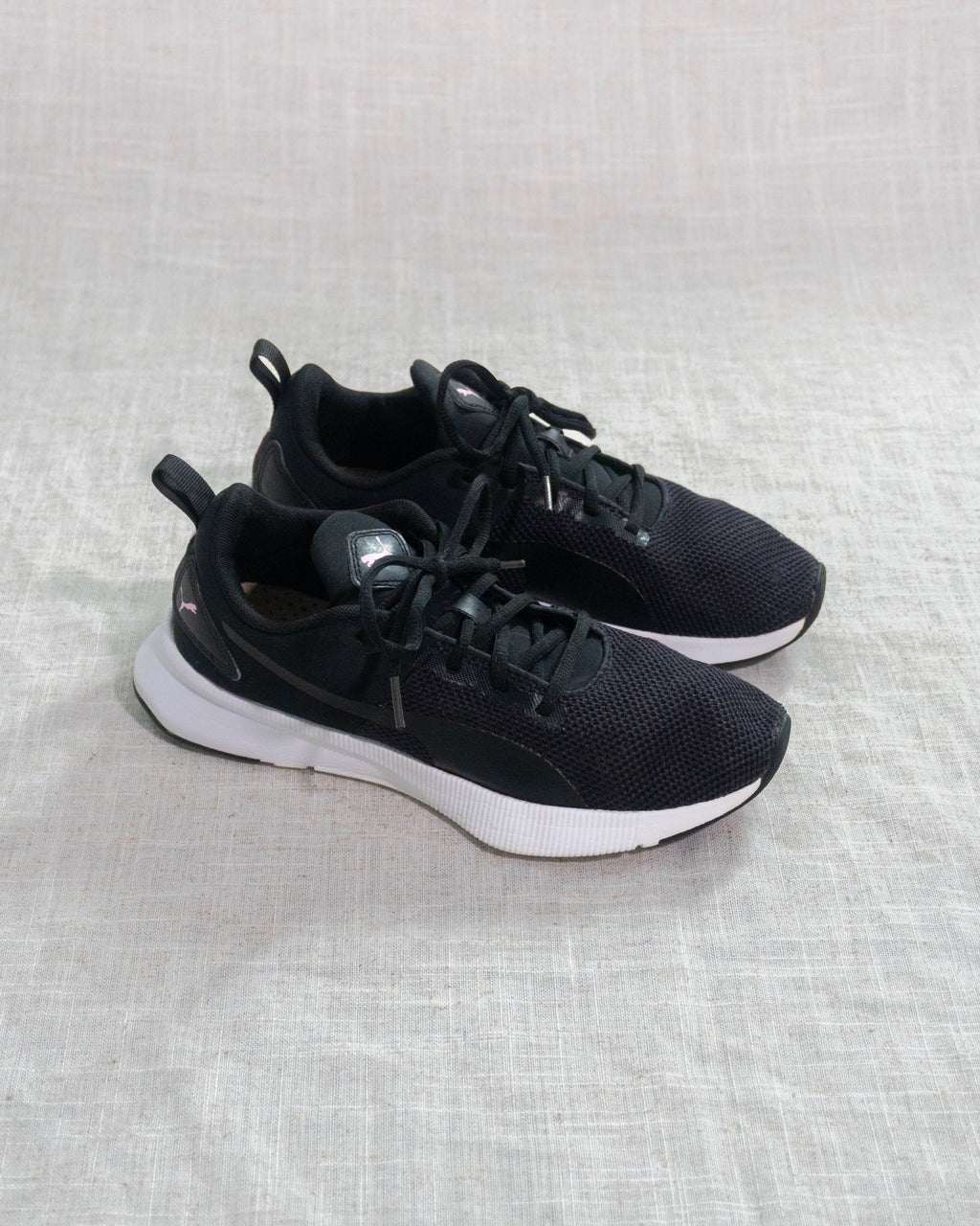 PUMA Flyer Runner Trainer black women sneakers Pakistan original