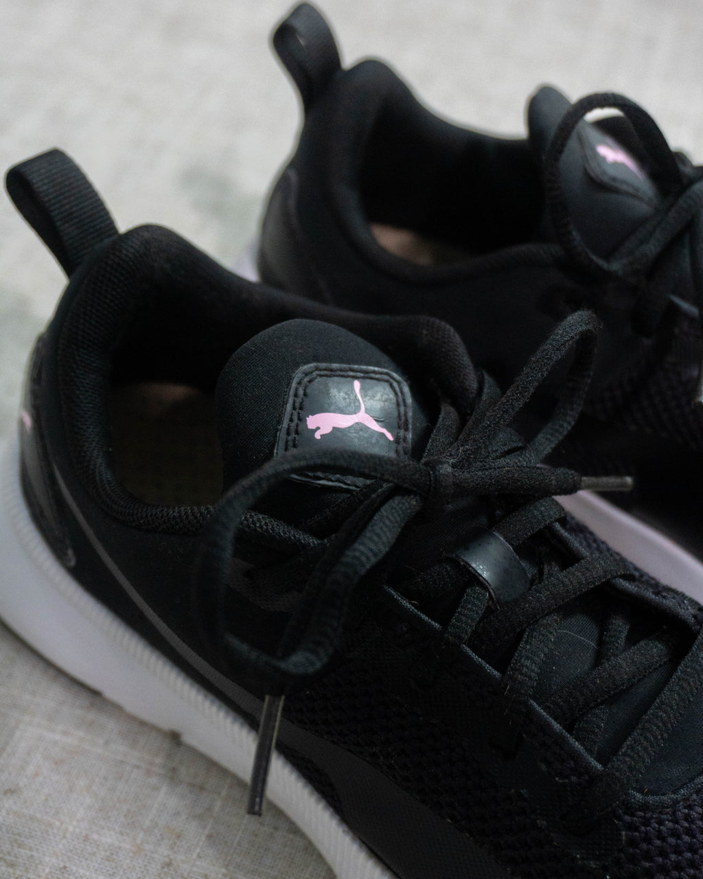 PUMA Flyer Runner Trainer black women sneakers Pakistan original