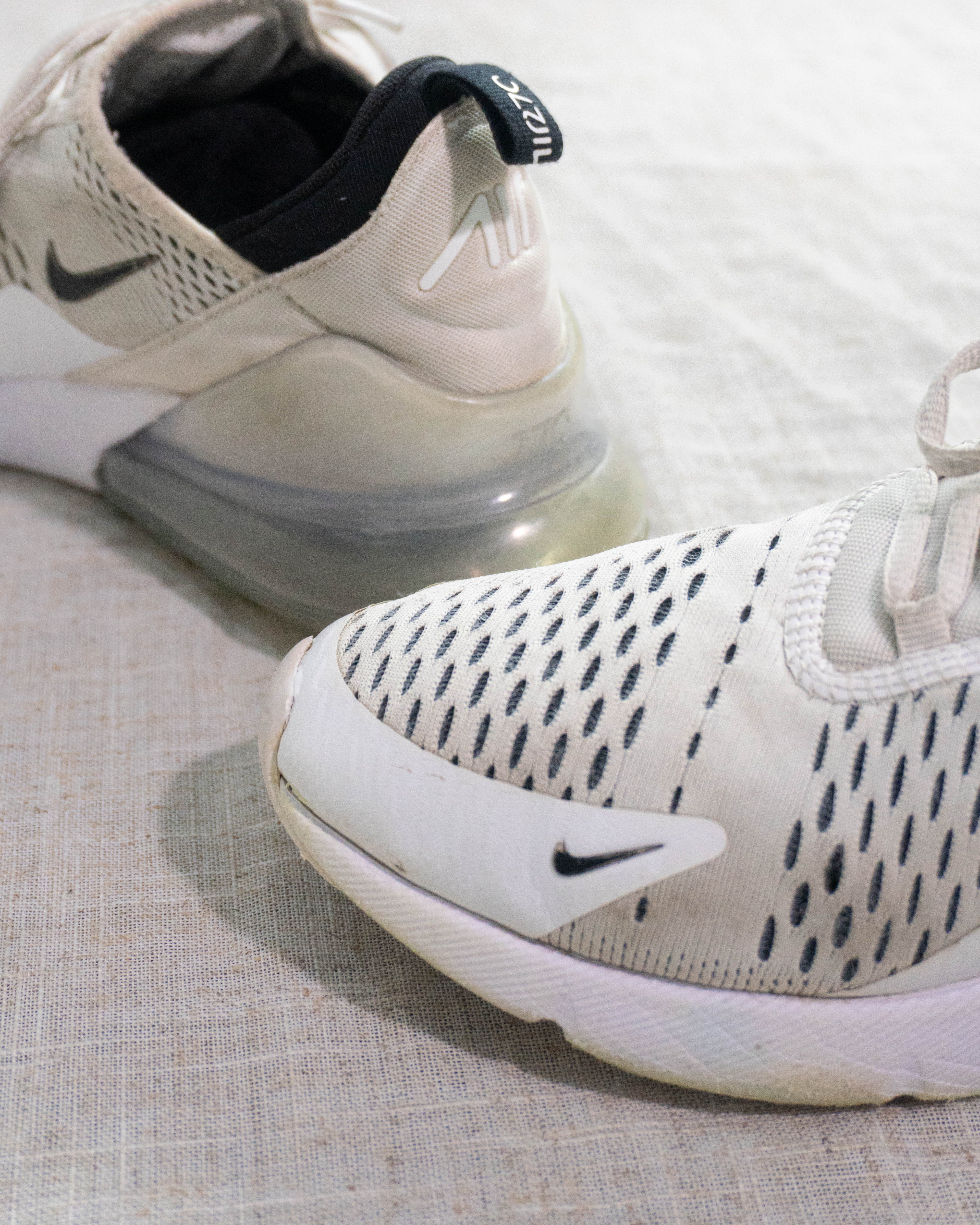 Nike Air Max 270 original sneakers Pakistan