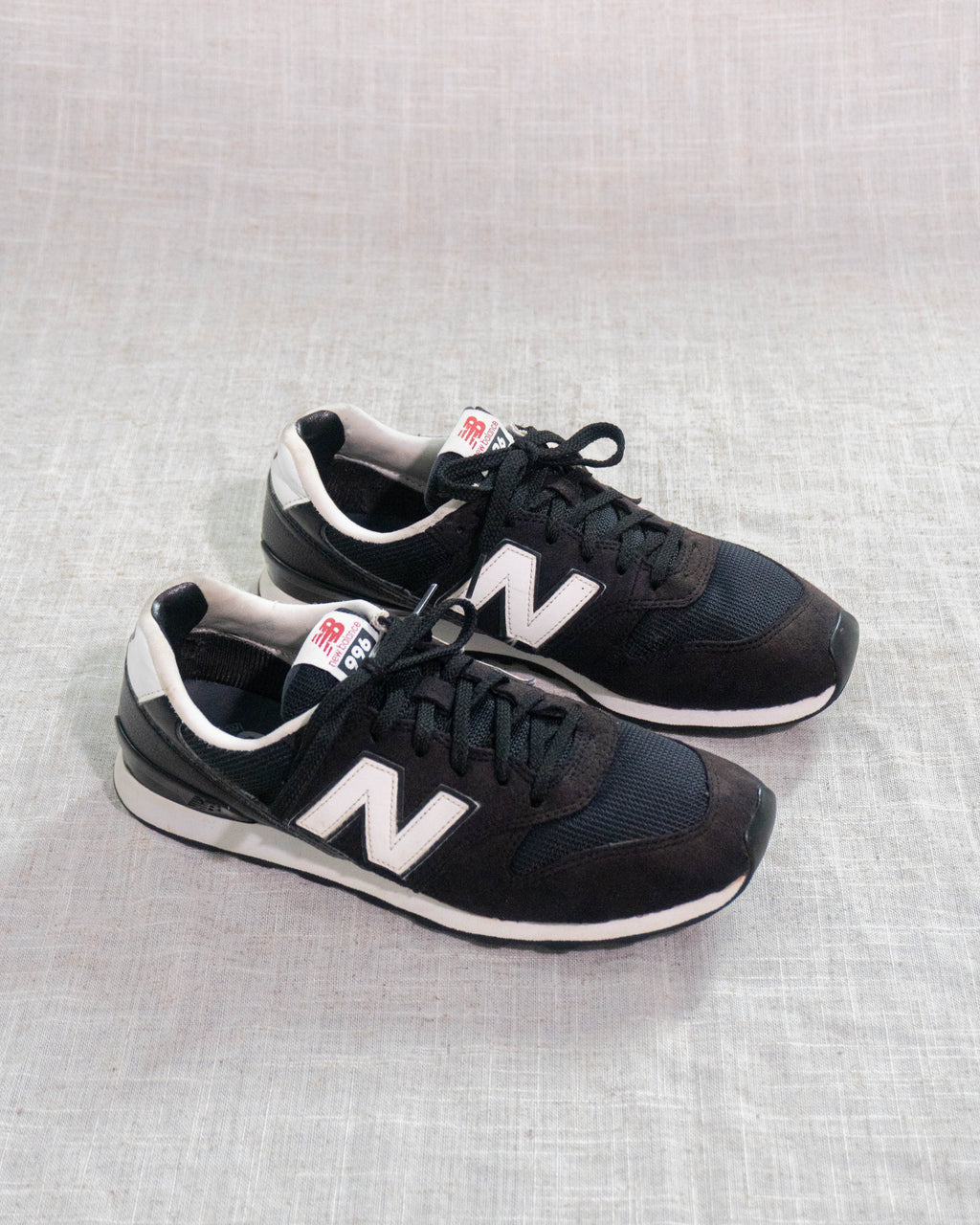 New Balance 996 original sneakers Pakistan