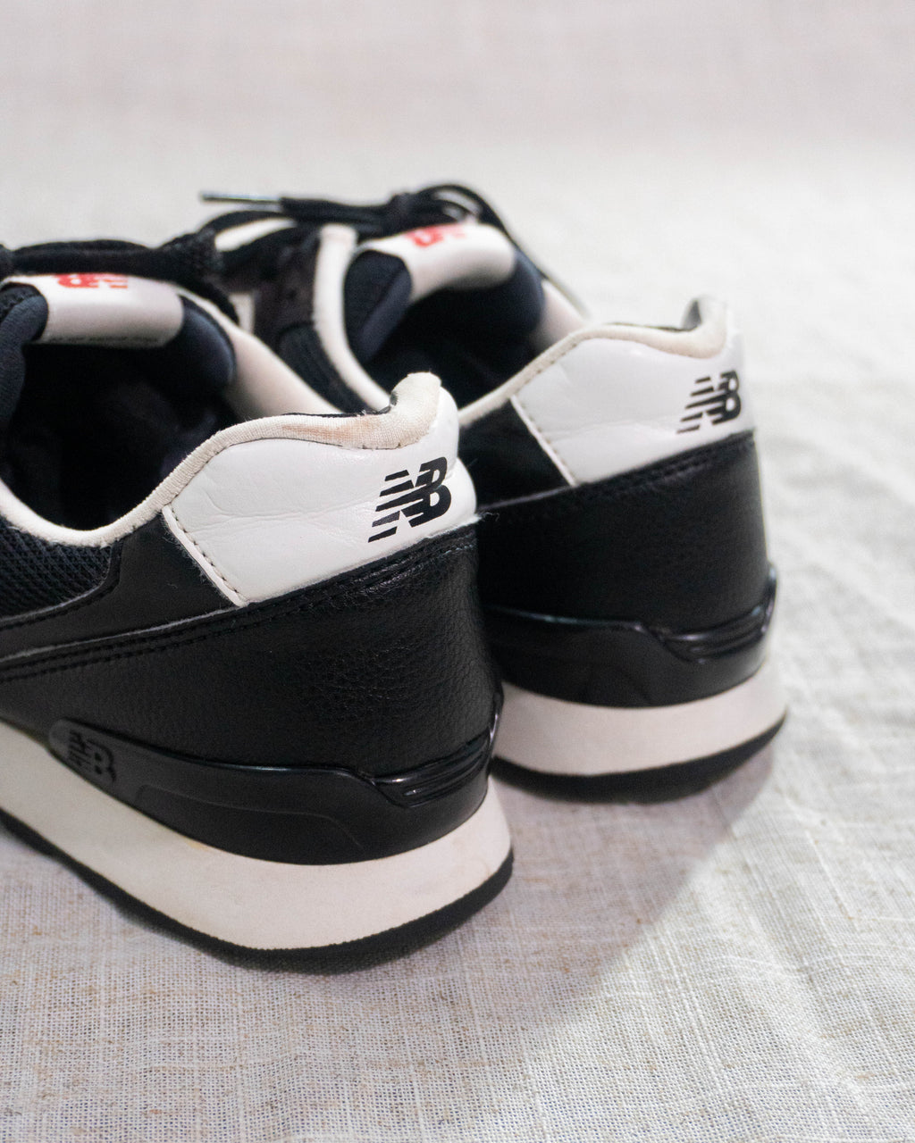 New Balance 996 original sneakers Pakistan