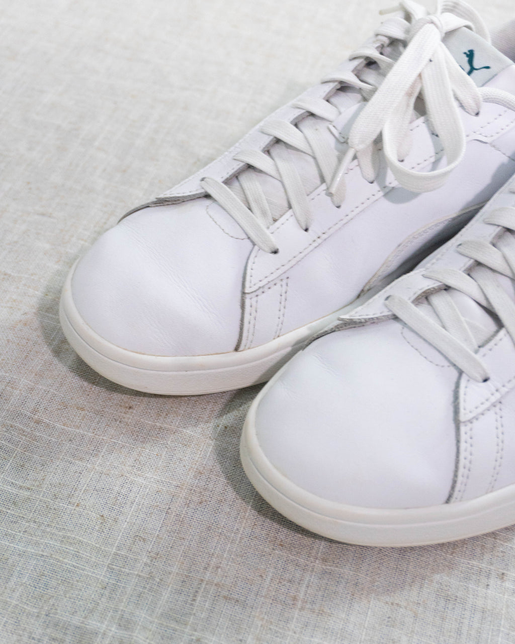 PUMA Smash 3.0 white sneakers original Pakistan