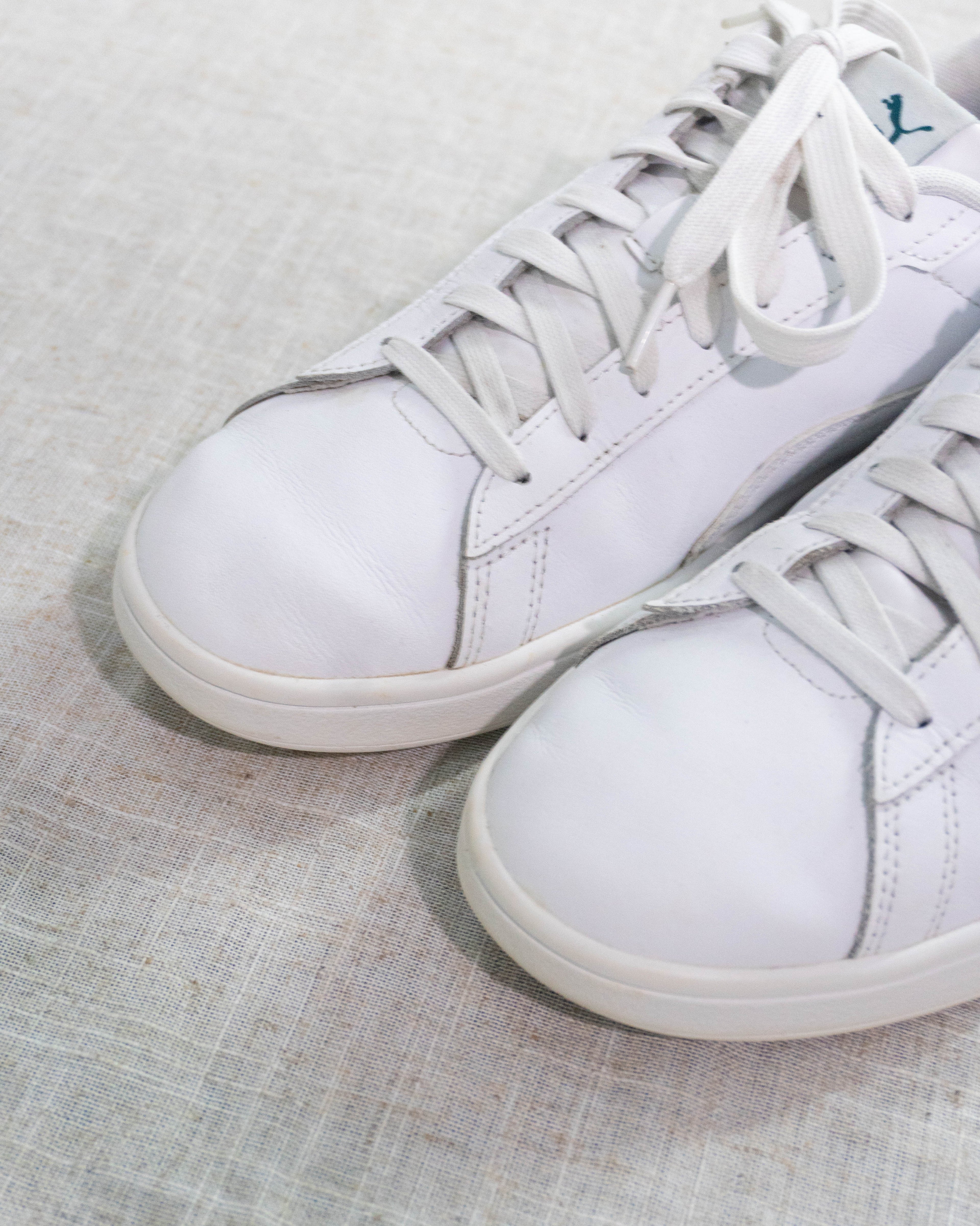 PUMA Smash 3.0 white sneakers original Pakistan