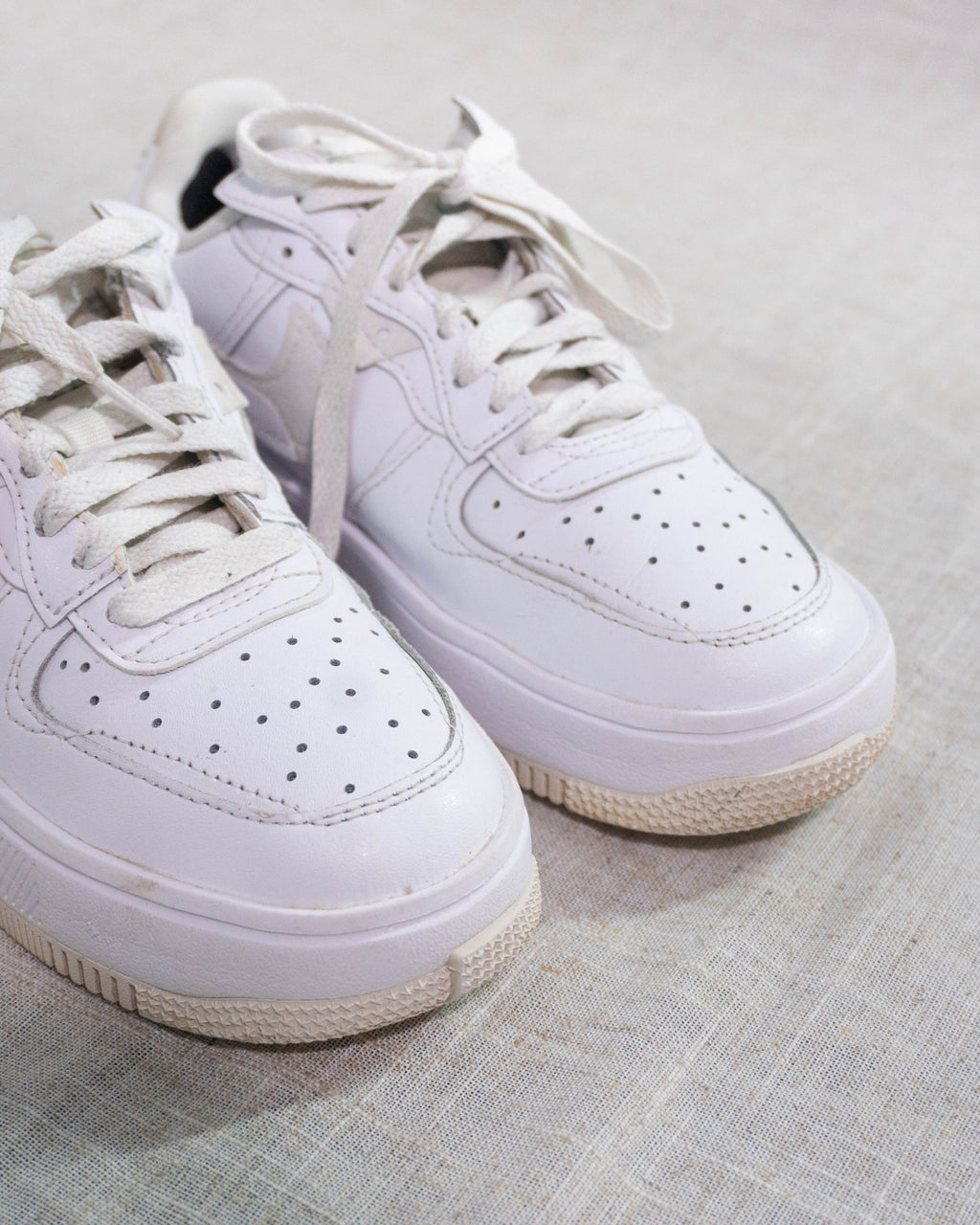 Nike Air Force 1 Fontanka white Pakistan