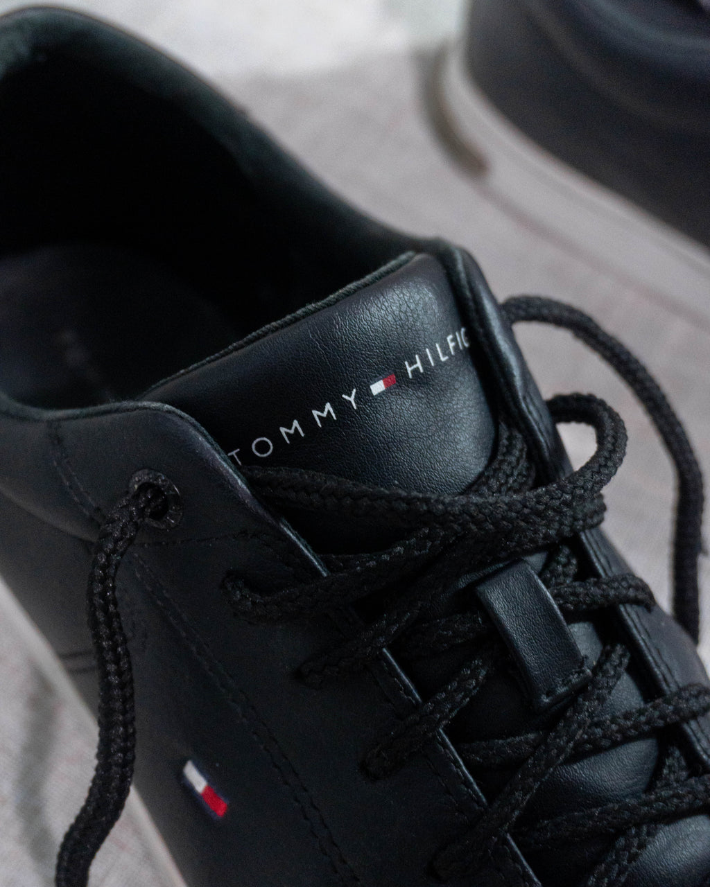 Tommy Hilfiger black sneakers Pakistan