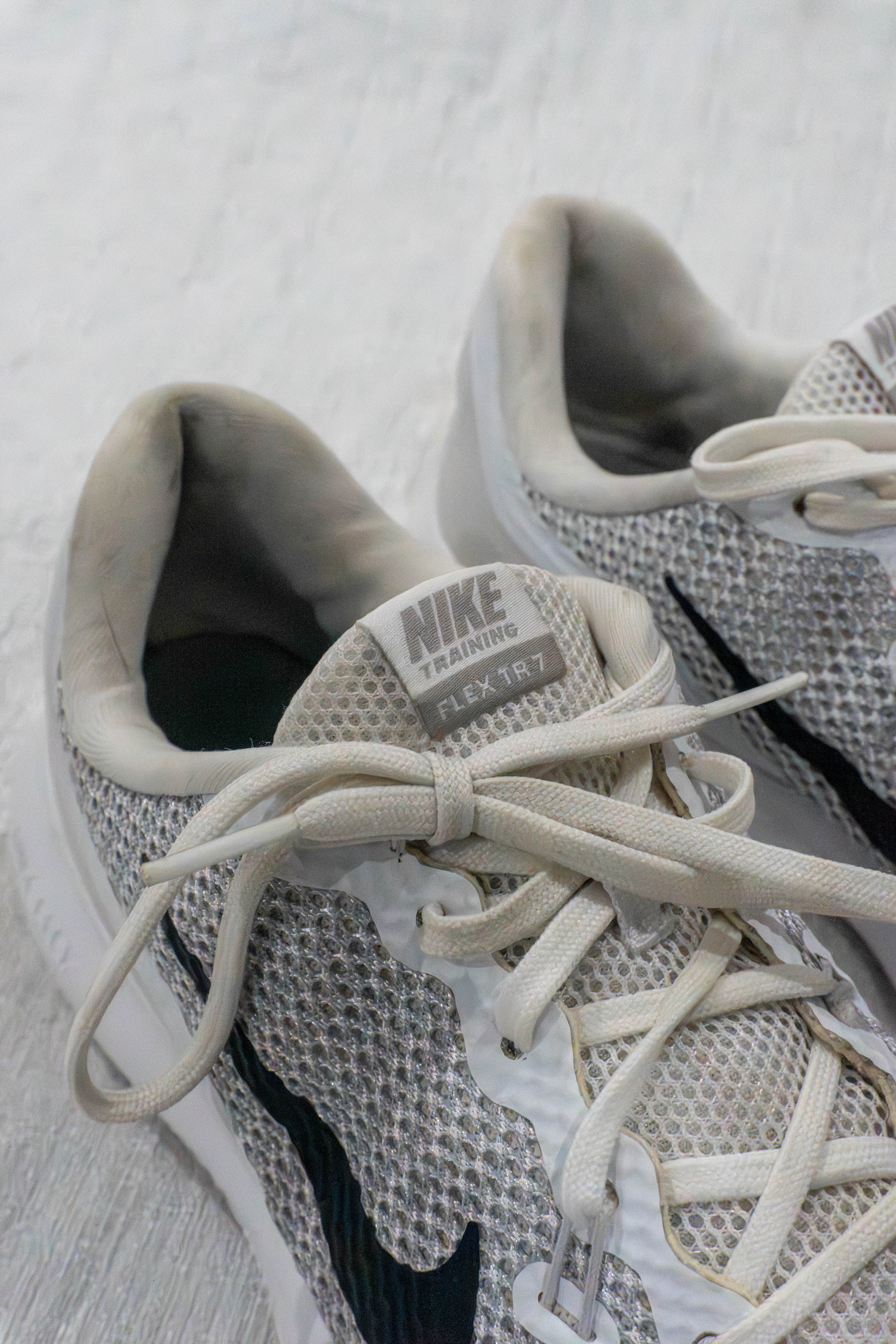 Nike Flex Trainer 7 White Grey Women EU 41 Pakistan