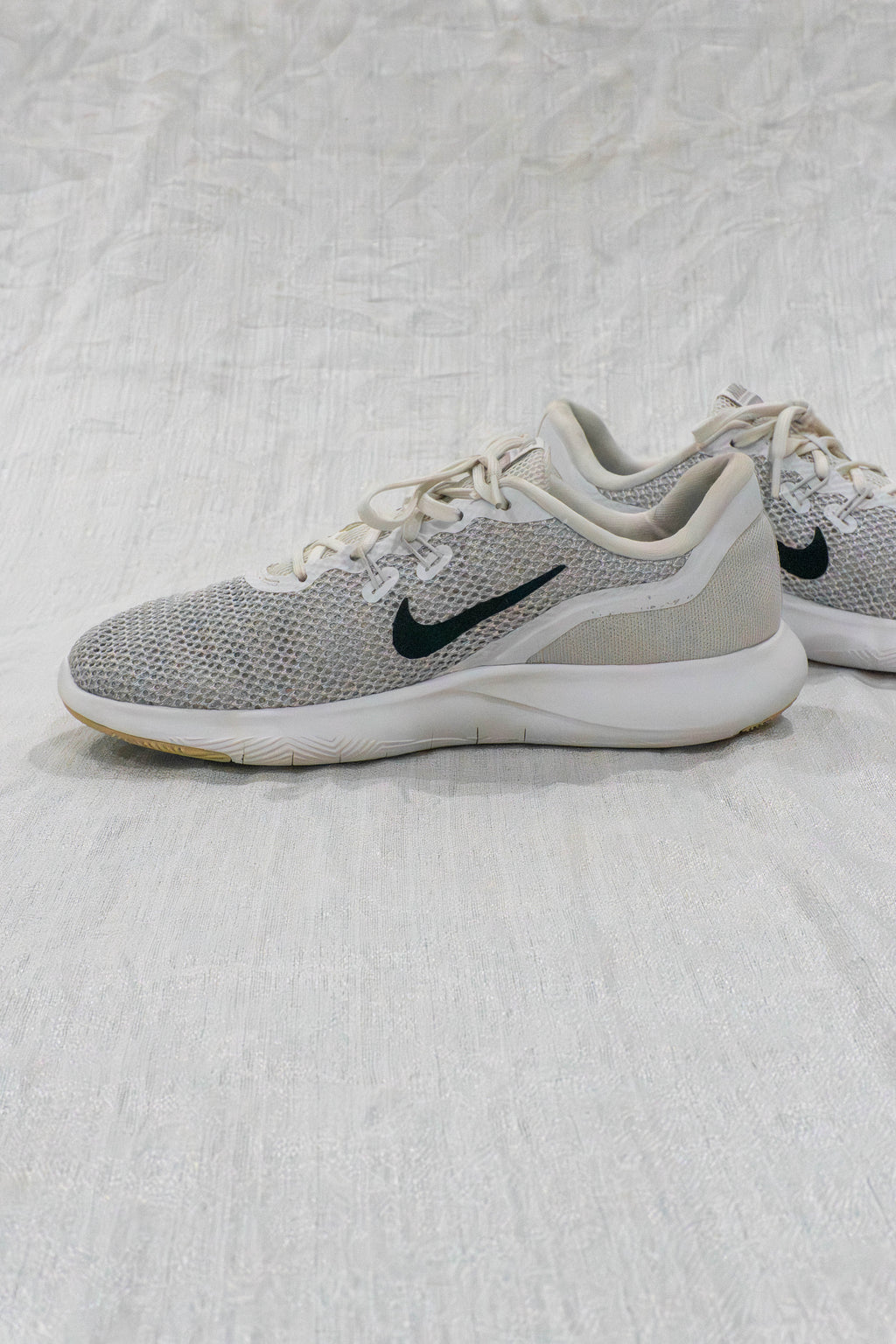 Nike Flex Trainer 7 White Grey Women EU 41 Pakistan