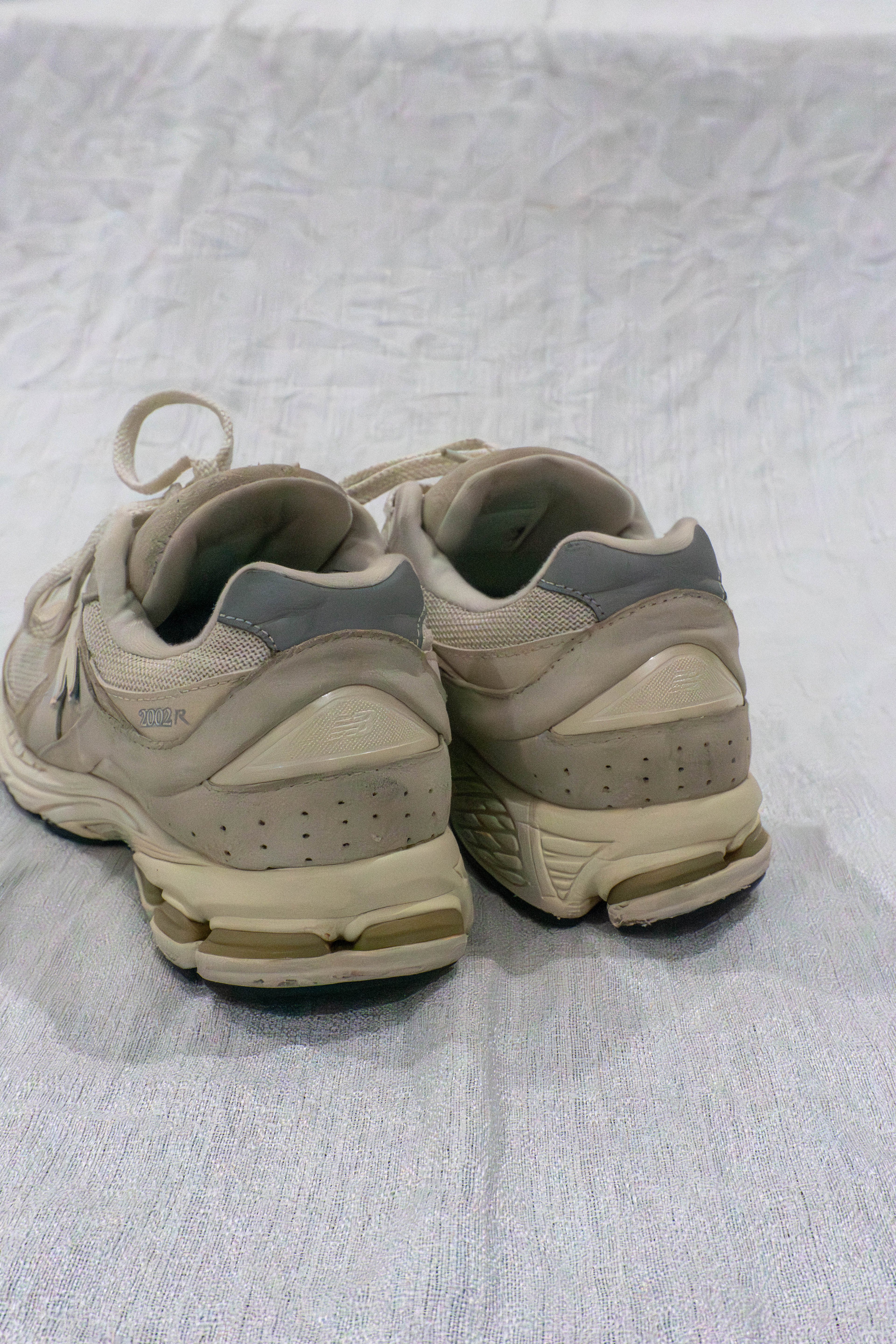 Original New Balance 2002R beige unisex sneakers EU 44 US 10 Men available in Pakistan at FOUNDD