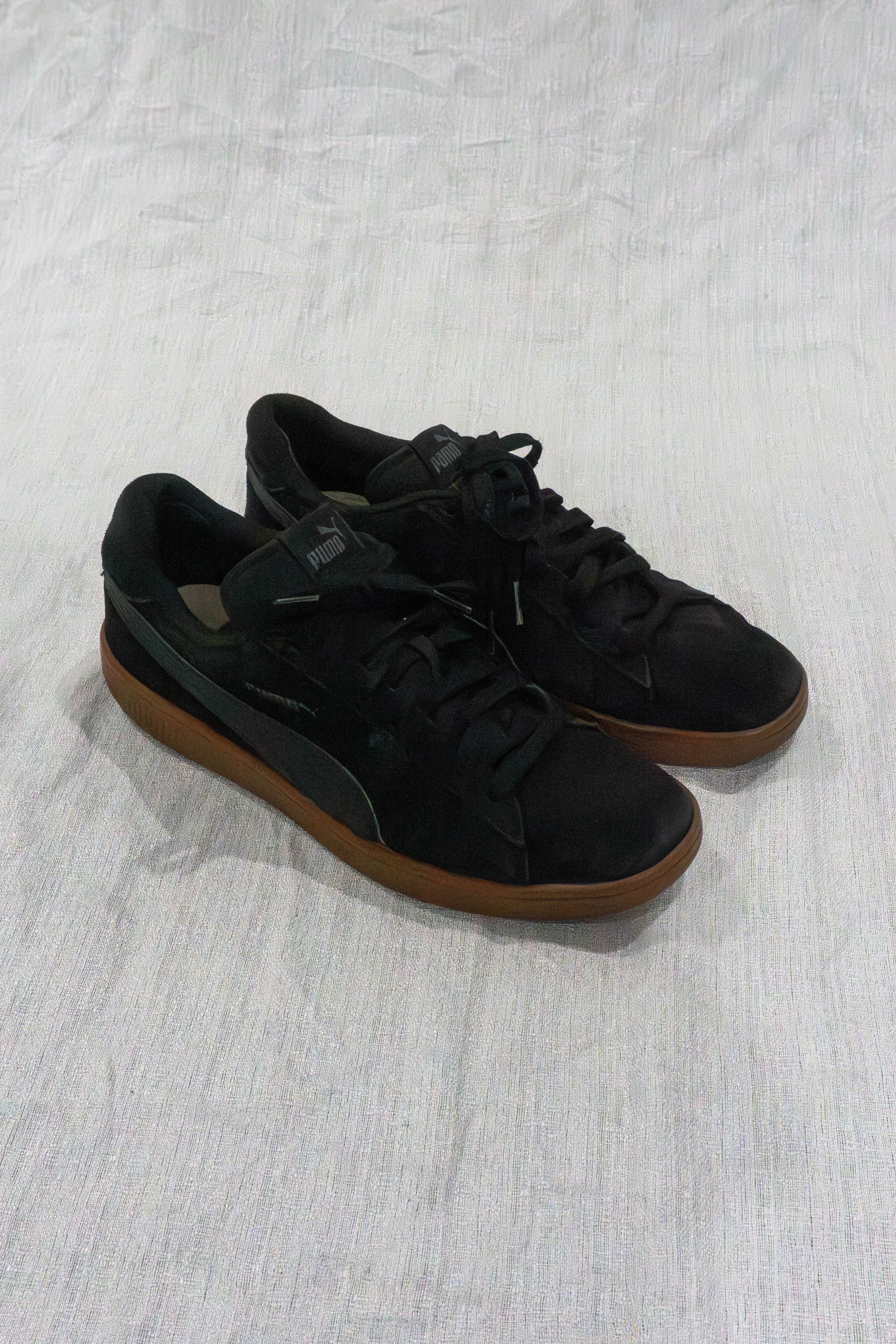 Original PUMA Smash v2 Black Gum Pakistan

PUMA Smash v2 EU 44.5 Men US 11 Sneakers

Pre Loved PUMA Black Sneakers Pakistan FOUNDD

PUMA Black Gum Sole Lifestyle Sneakers Pakistan