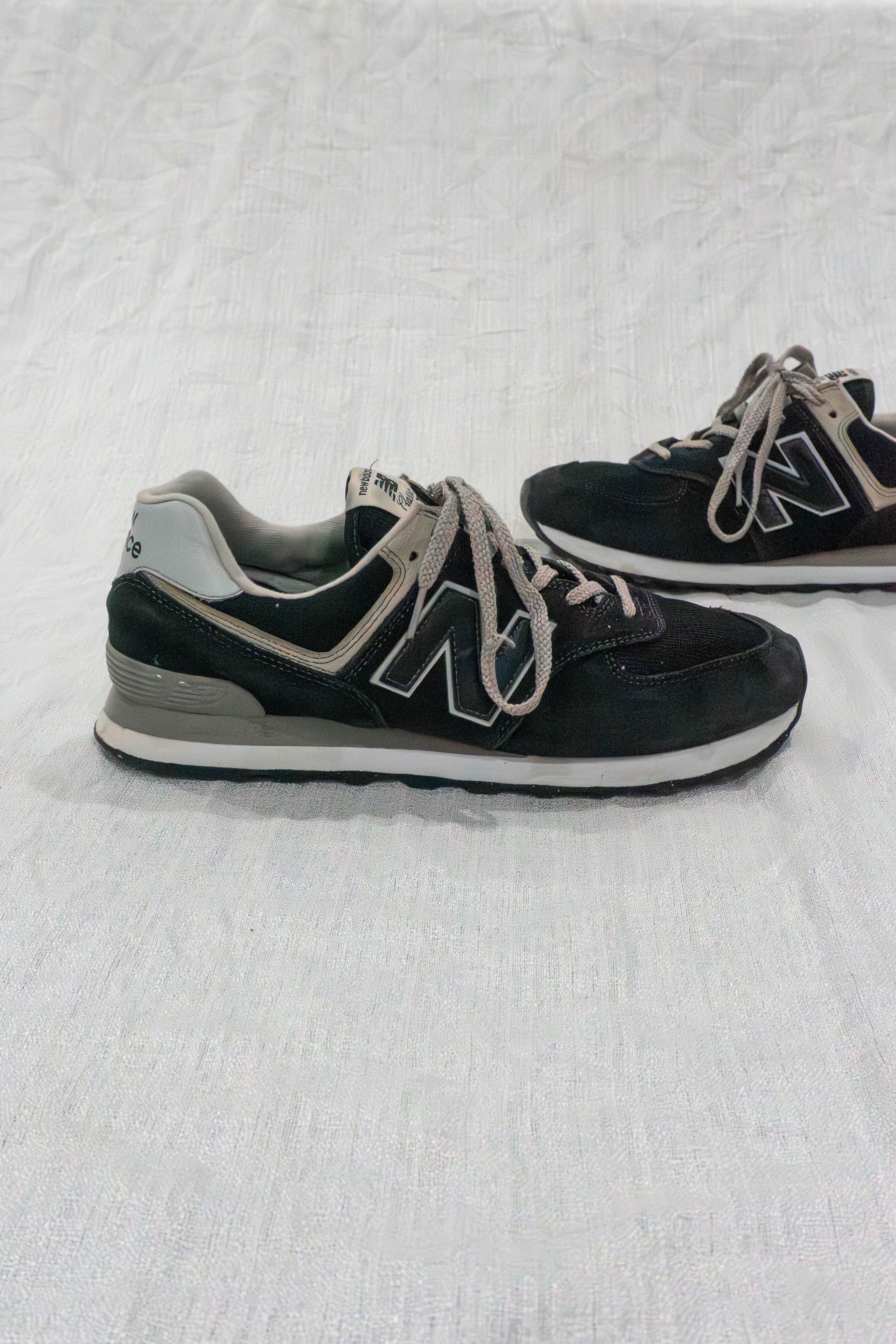 Original New Balance 574 Classic black unisex sneakers EU 44 US 10 Men available in Pakistan at FOUNDD