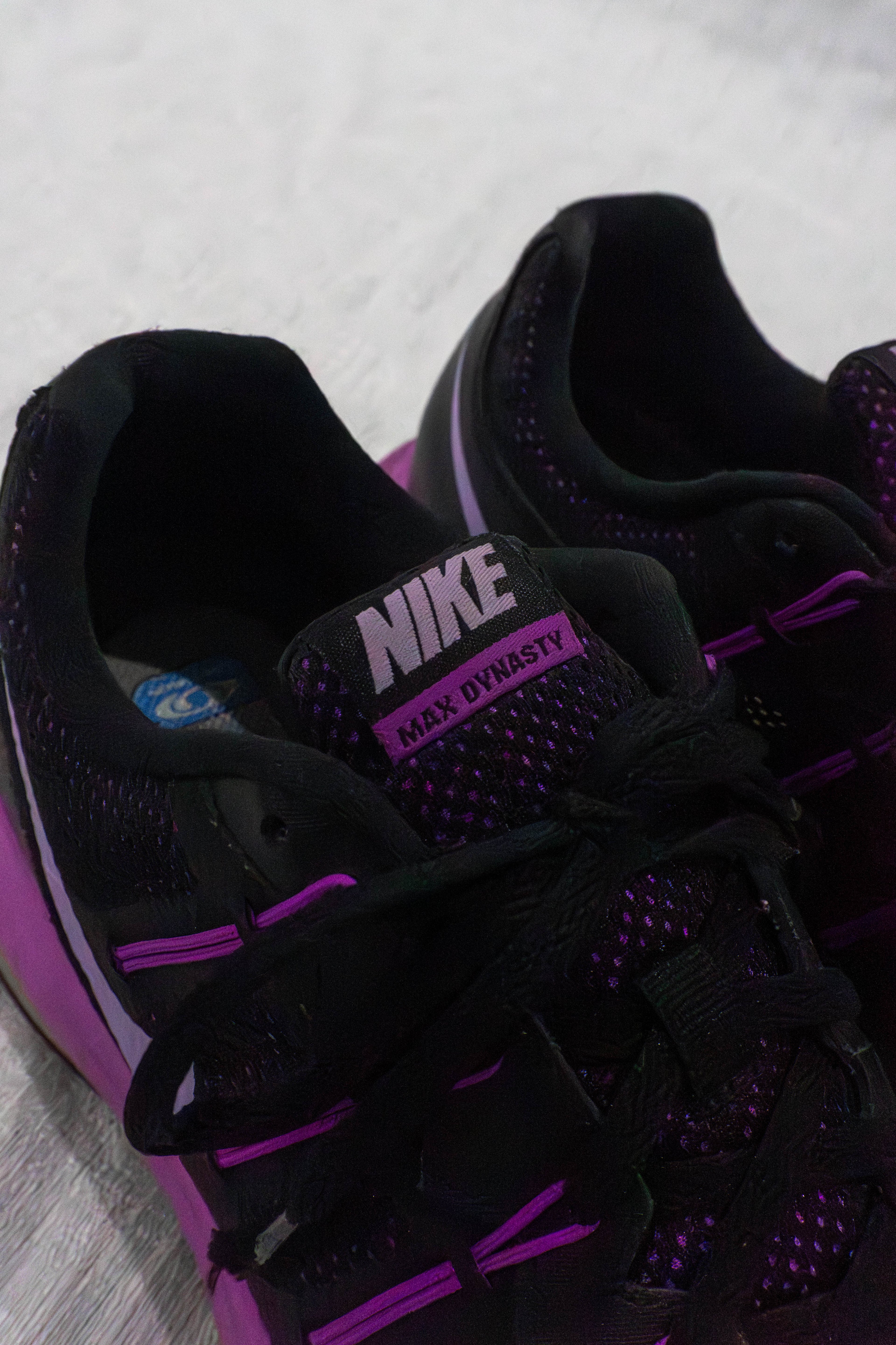 Original Nike Air Max Dynasty black and purple women’s running shoes EU 43 US 11 available in Pakistan at FOUNDD