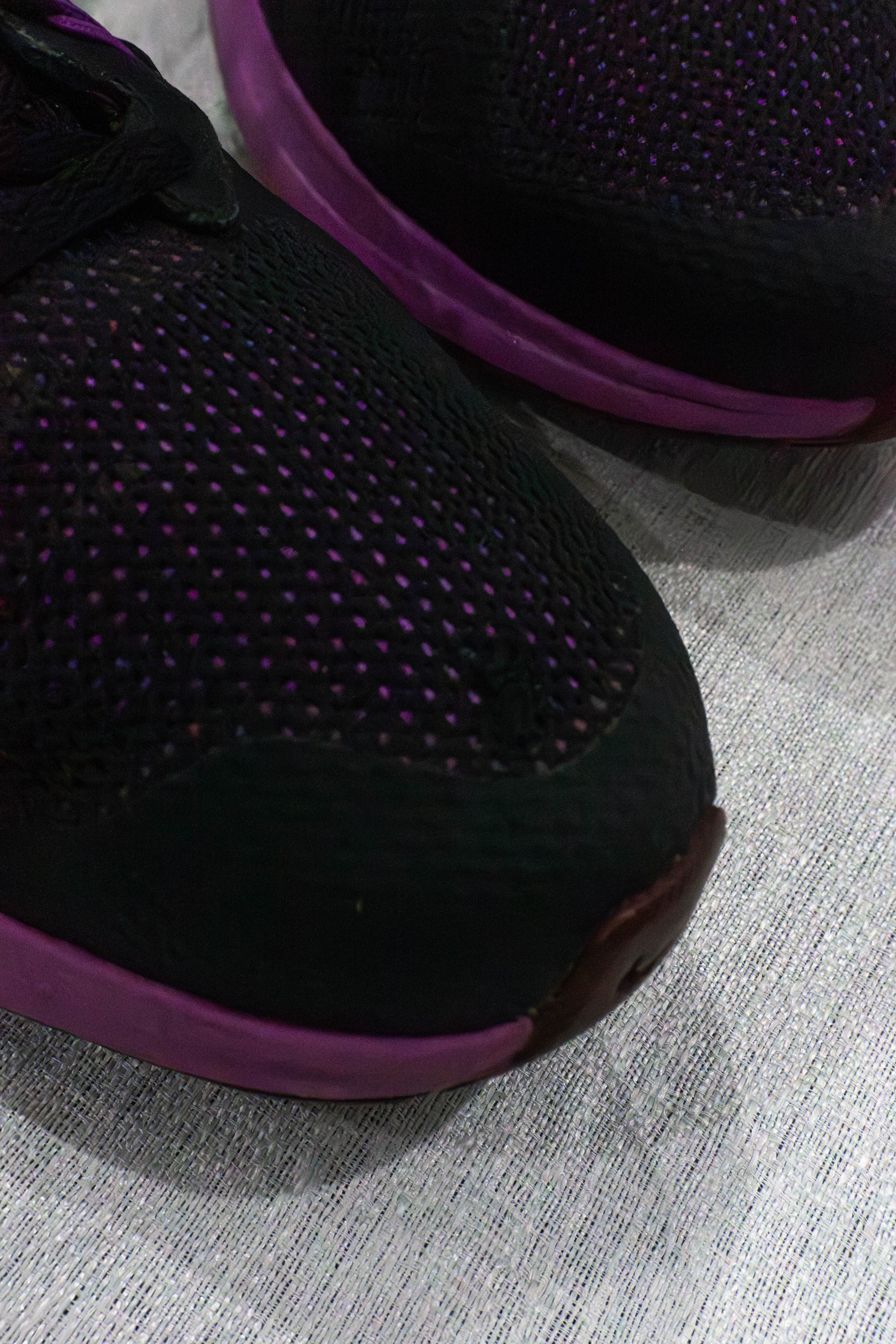 Original Nike Air Max Dynasty black and purple women’s running shoes EU 43 US 11 available in Pakistan at FOUNDD