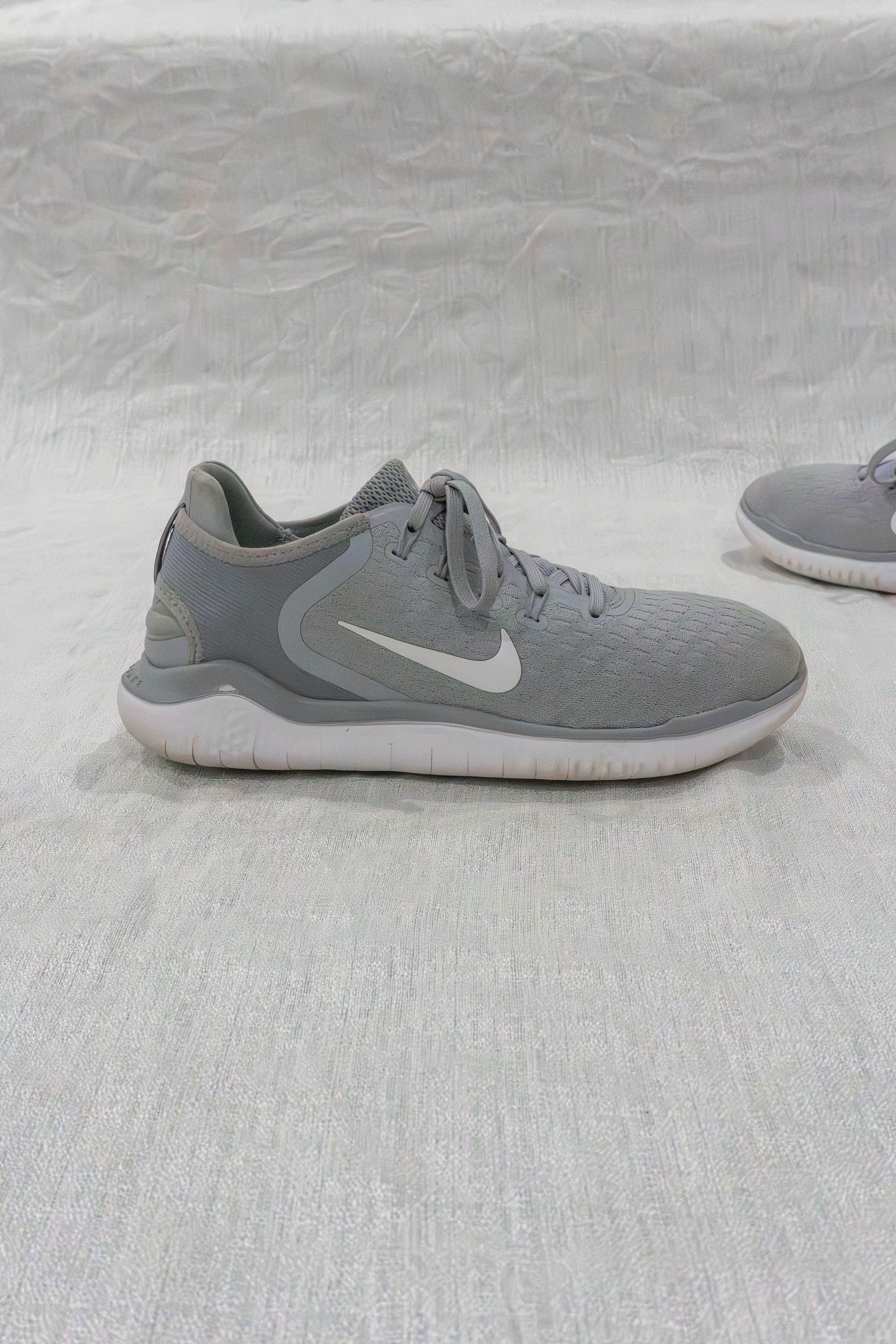 Nike Free RN 2018 Wolf Grey Men EU 42.5 Pakistan