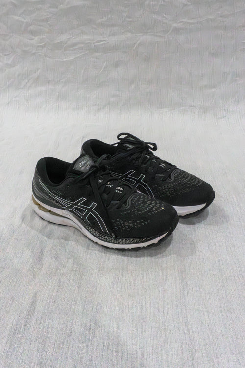 Original ASICS Gel-Kayano 28 black running shoes EU 41 available in Pakistan at FOUNDD