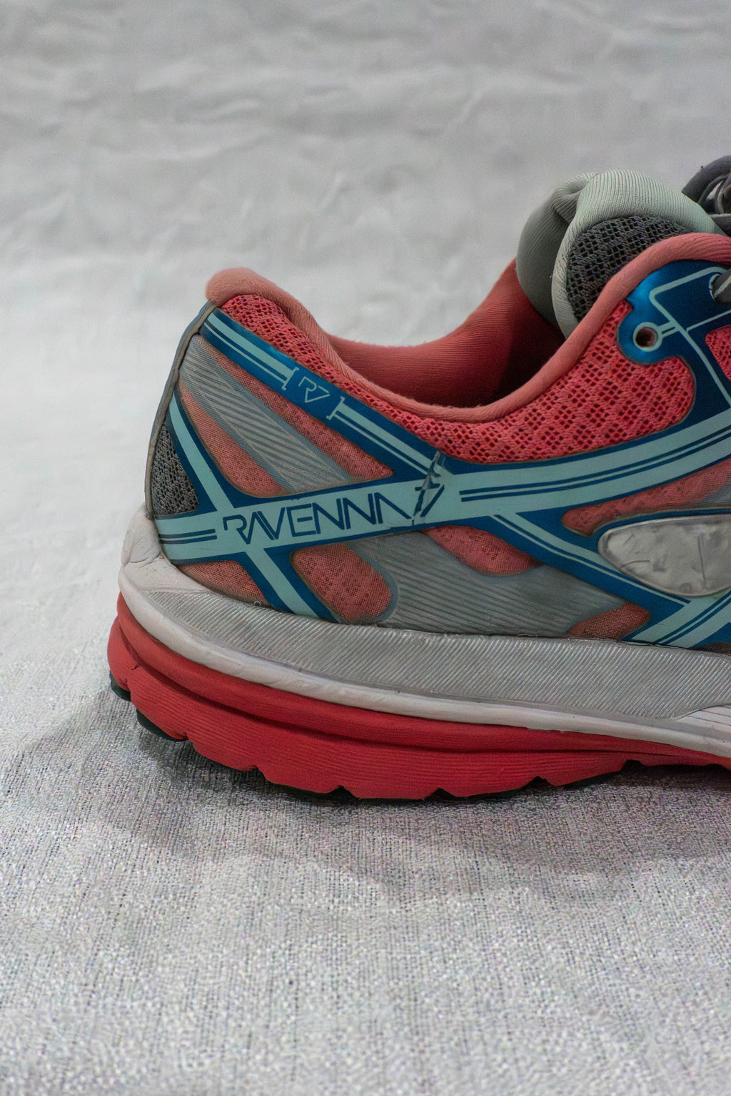 Original Brooks Ravenna 7 Women Running Shoes Pakistan

Brooks Ravenna 7 US 9 Women EU 40.5 Pakistan

Pre Loved Brooks Running Shoes Pakistan FOUNDD

Brooks Ravenna 7 Grey Blue Coral Women Sneakers Pakistan

Imported Original Brooks Women Running Shoes Pakistan