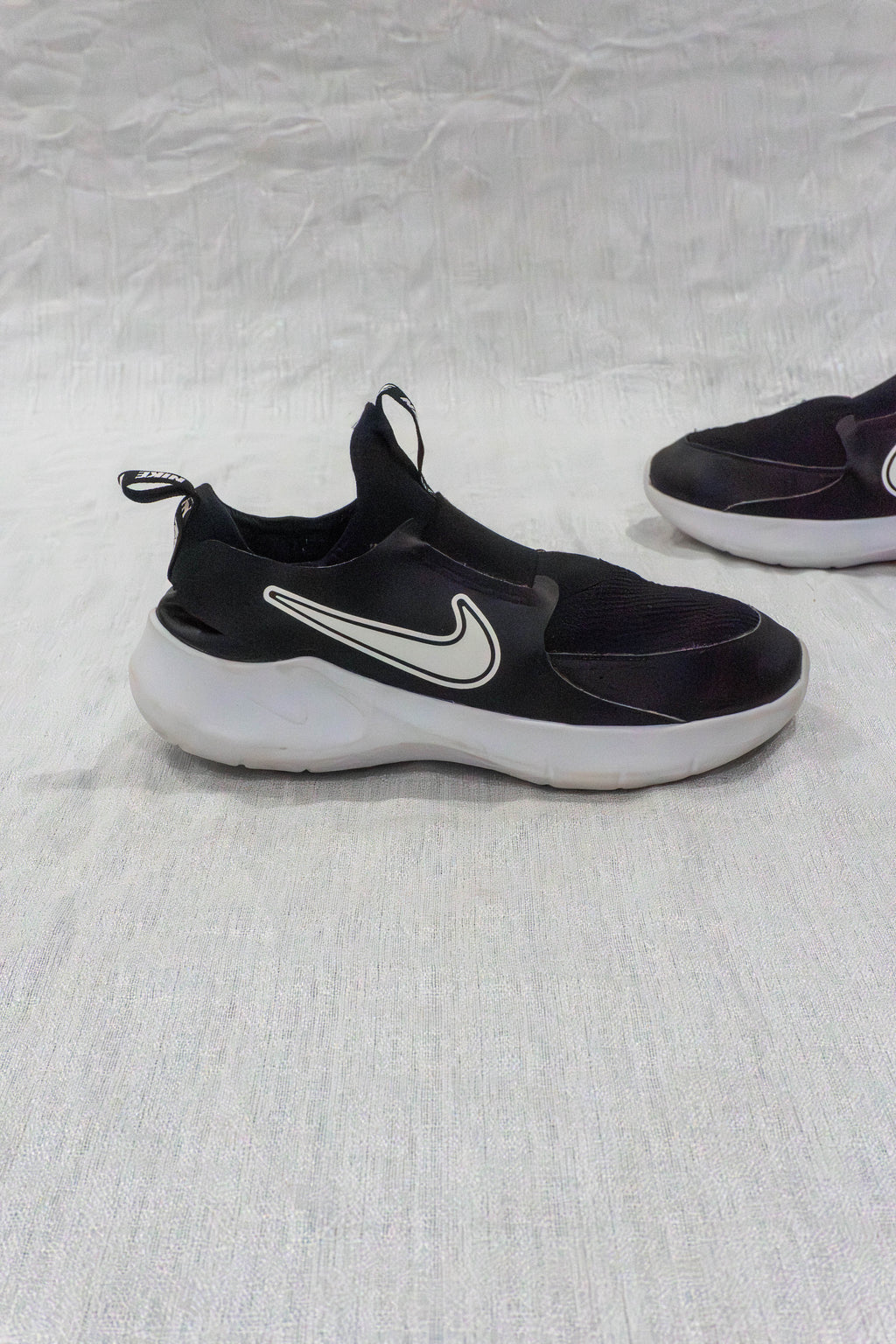 Nike Flex Runner 3 Black Big Kids EU 38.5 Pakistan