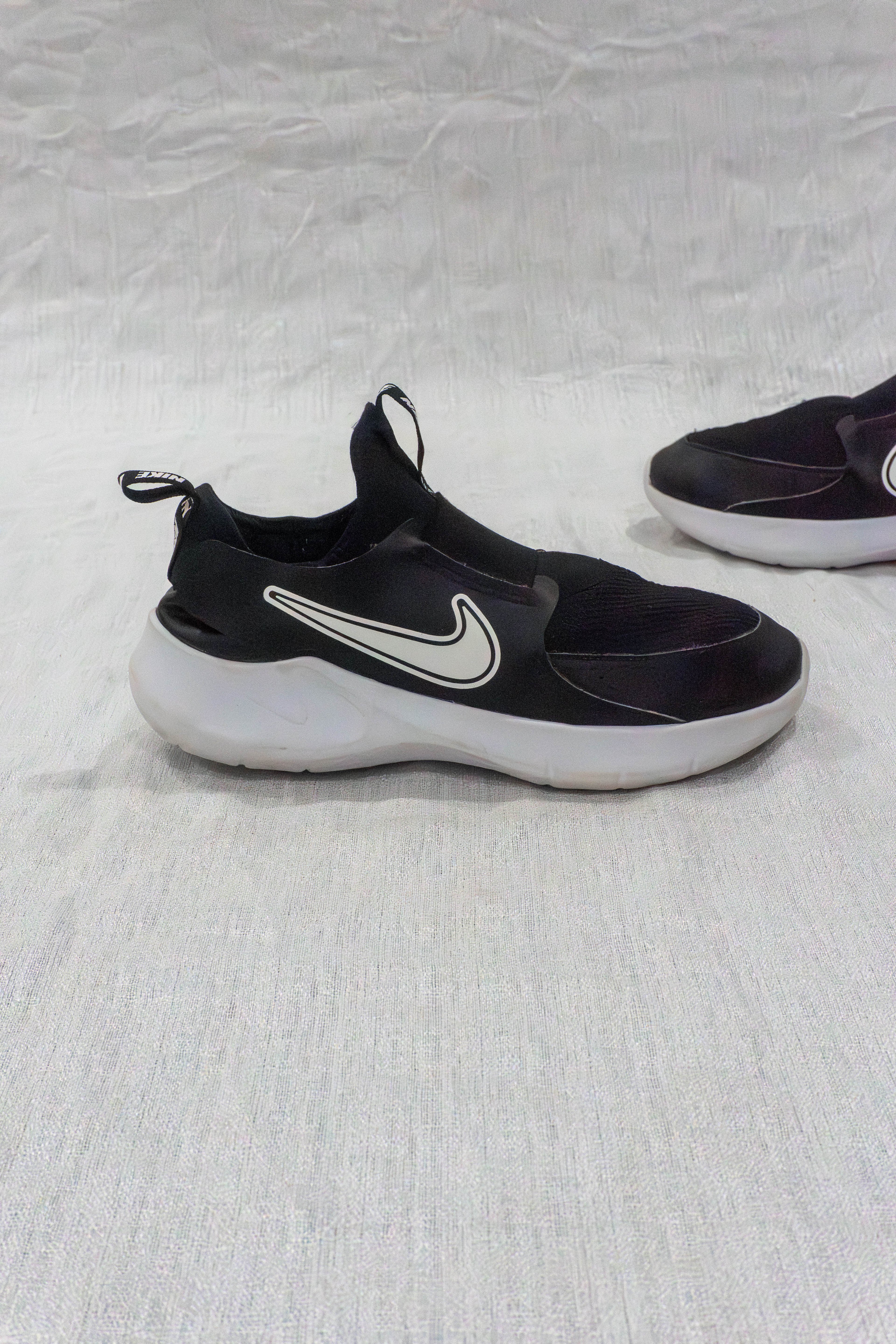 Nike Flex Runner 3 Black Big Kids EU 38.5 Pakistan